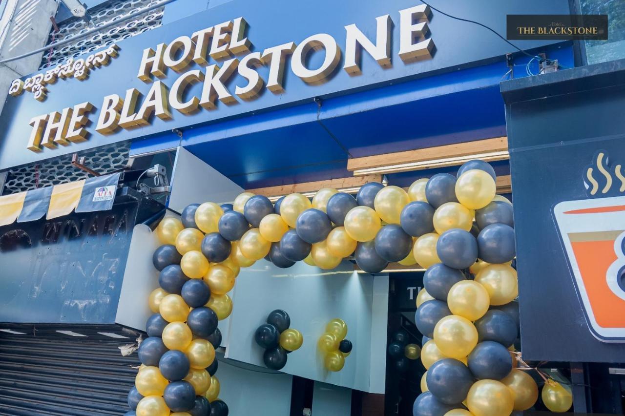 Hotel The Black Stone Bangalore Esterno foto